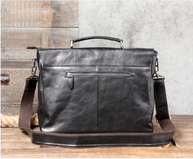 Men's First Layer Cowhide Briefcase - Detail Shot