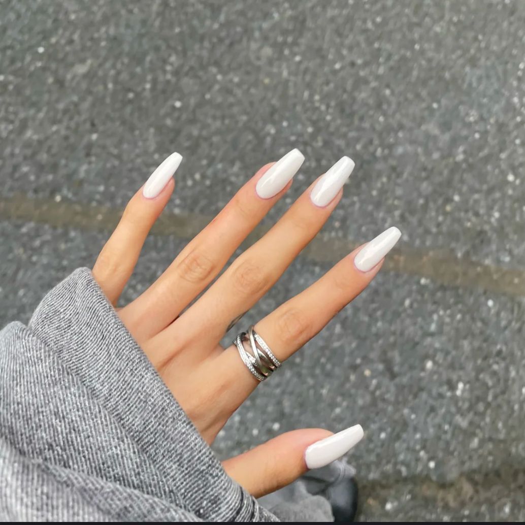 Ballet Bright White Fake Nail Tip Image 1
