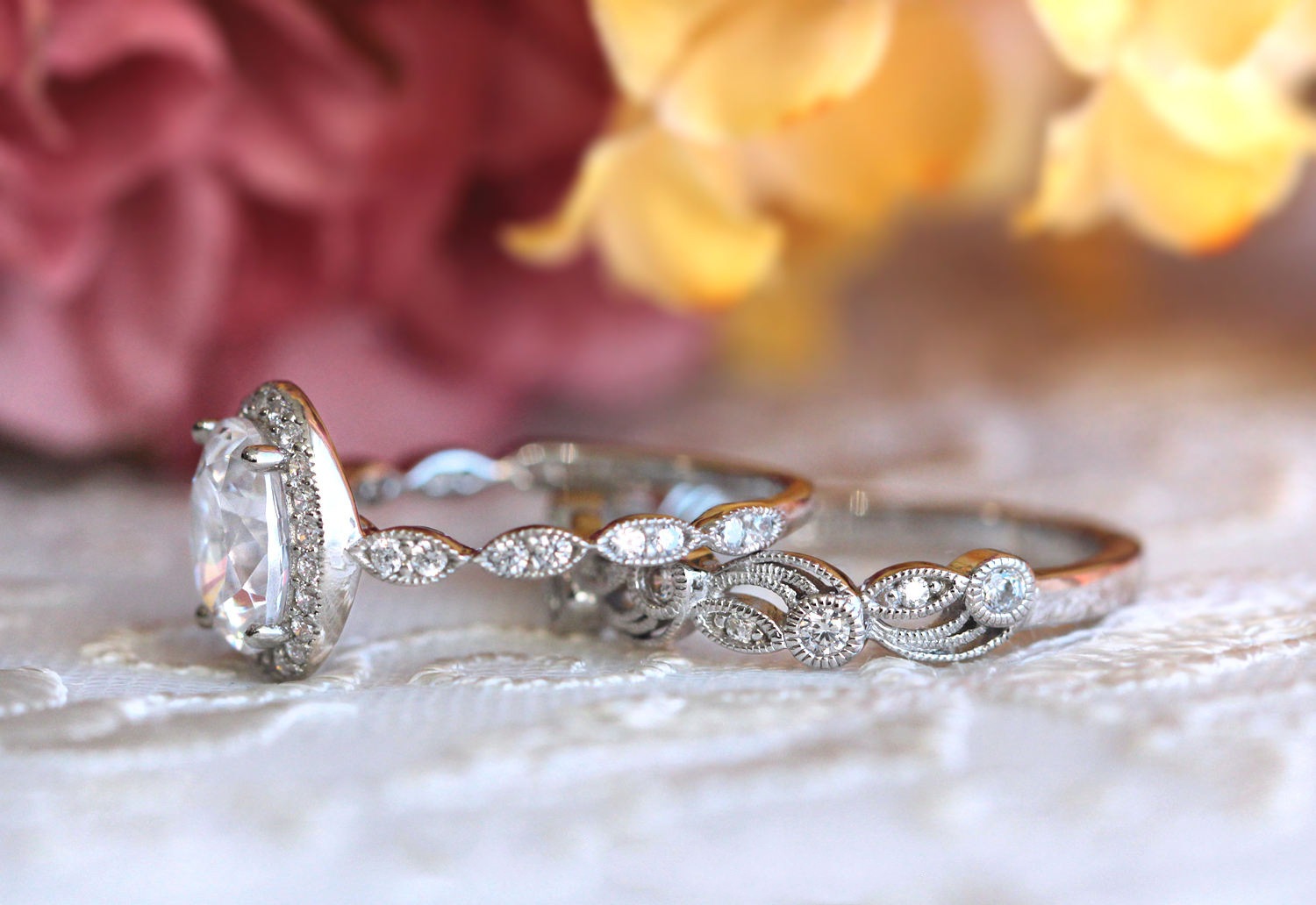 Diamond Egg-shaped Zircon Ring Set 7