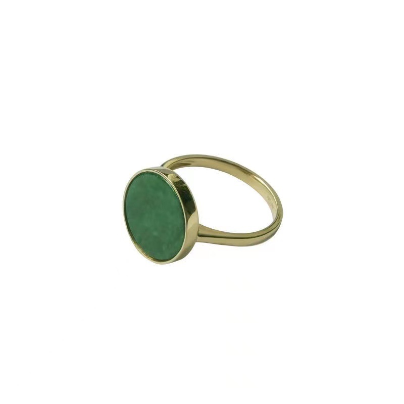 Simple Natural Emerald Inlaid Ring Image 3