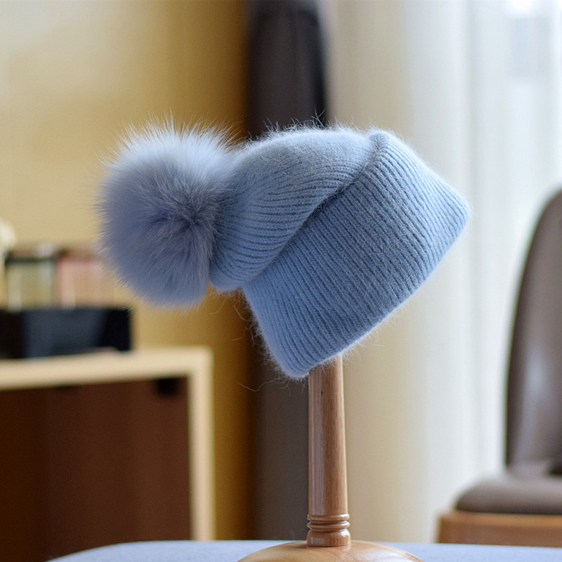 Women's Fashion Fox Fur Wool Cap - Image 1