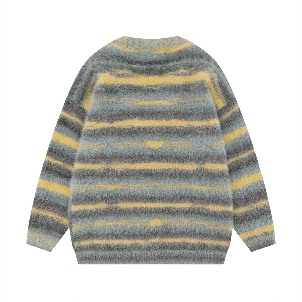 Knitted Men's Sweater Coat Image 6
