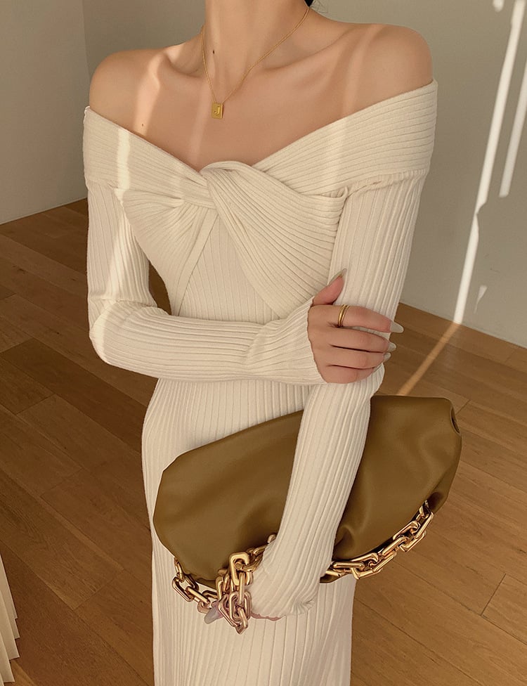 Elegant Dress Image 15
