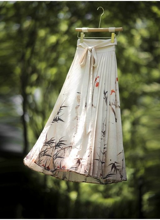 Skirt Image 3