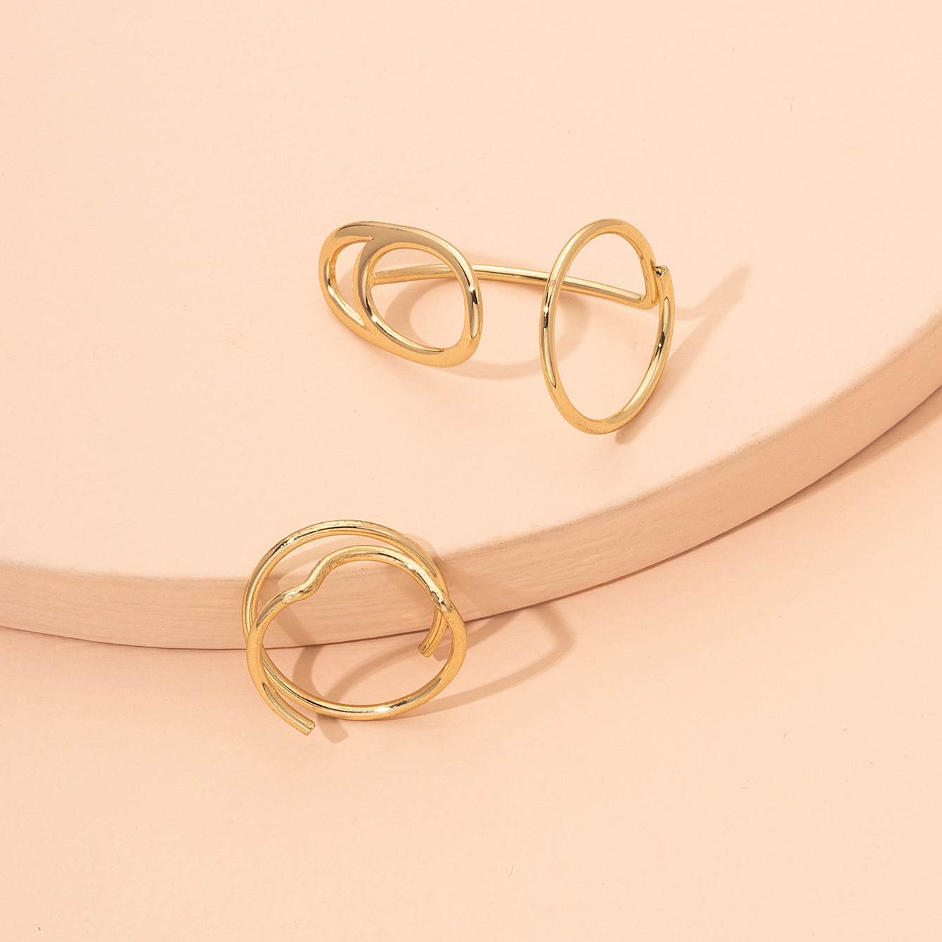 Finger Buckle With Copper Ring Set Image 3