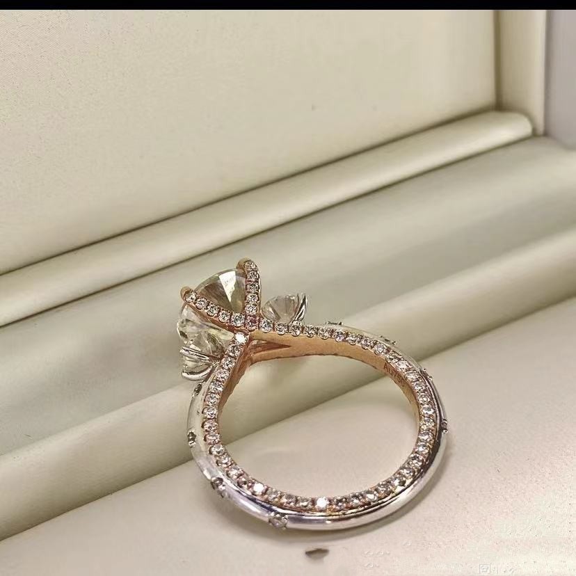 Moissanite Ring Image 4