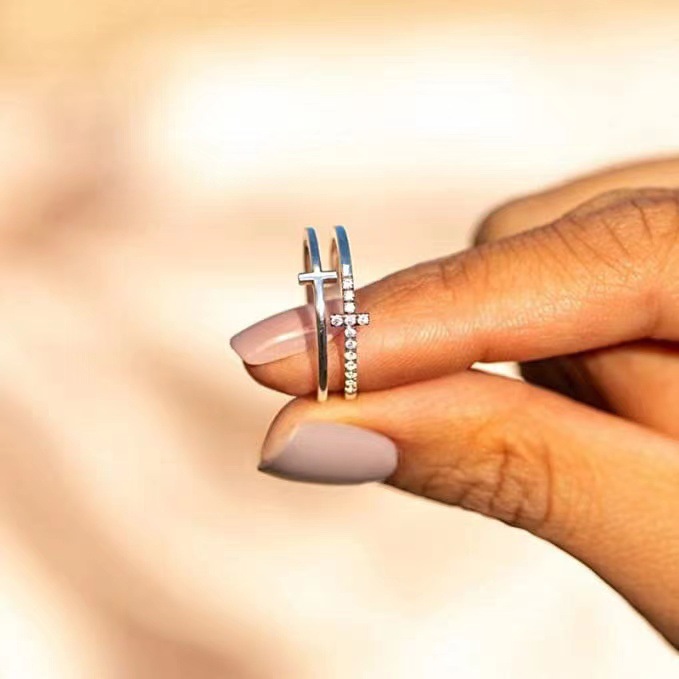 Fashion Double-layer Cross Frame Women's Ring
