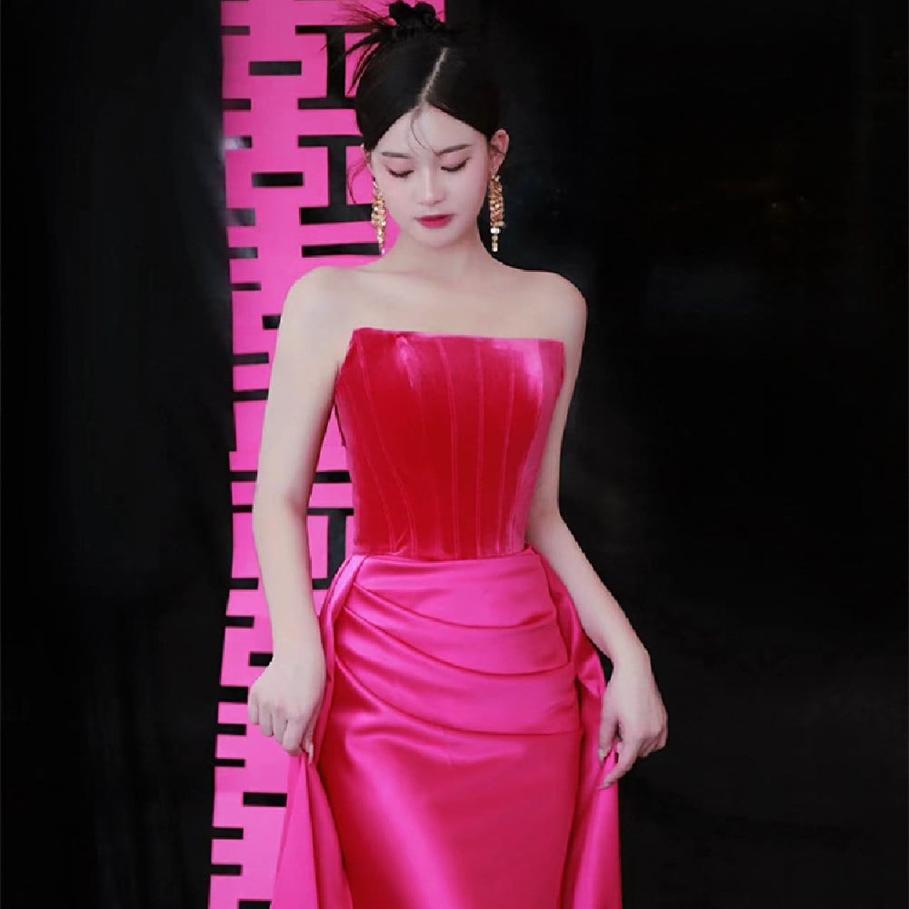 Rose Red Dress Image 4
