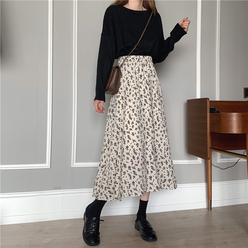 Floral Skirt Details