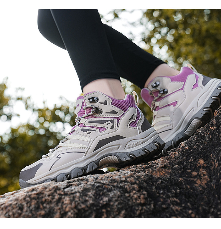 Hiking Shoes 4