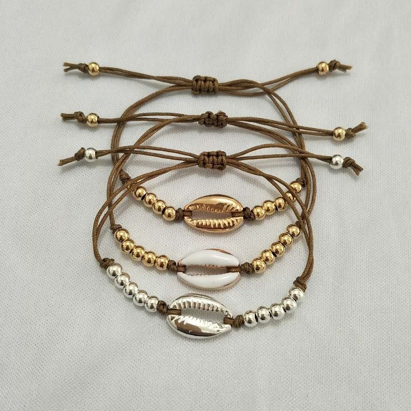 Holiday Round Beads Woven Shell Bracelet Image 2