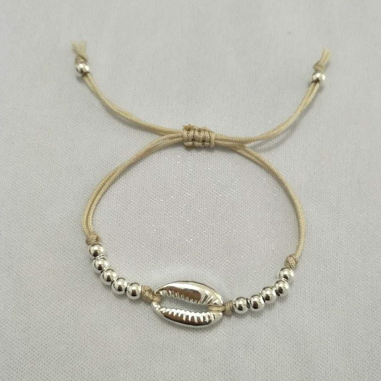 Holiday Round Beads Woven Shell Bracelet Image 9
