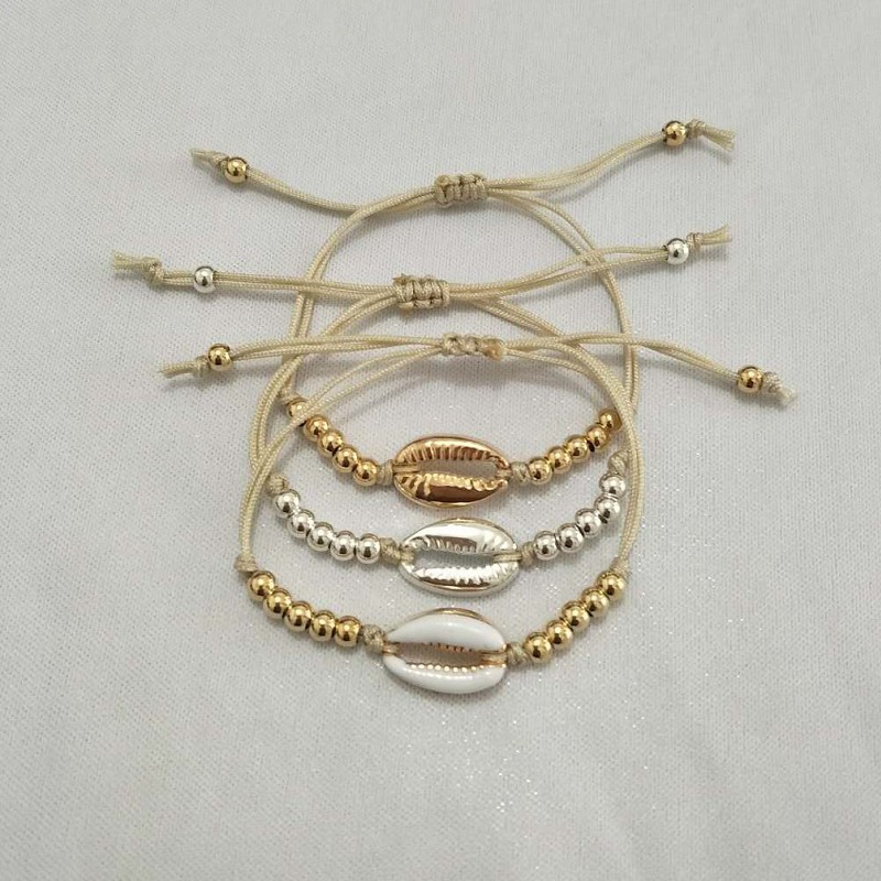 Holiday Round Beads Woven Shell Bracelet Image 3