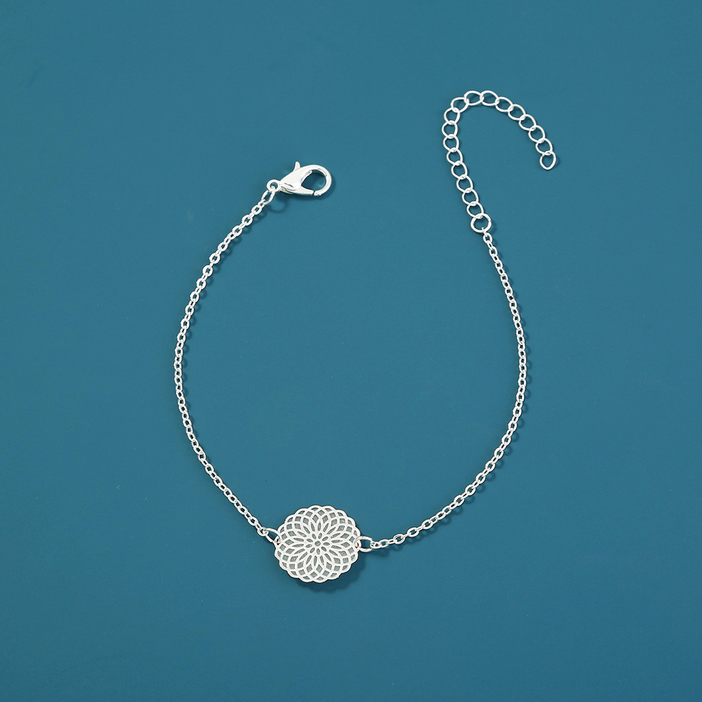 Bloom Bracelet in Light