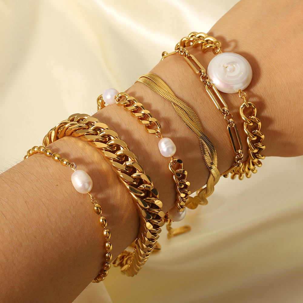Beach Style Bracelet Image 2