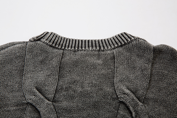 Sweater Image 4