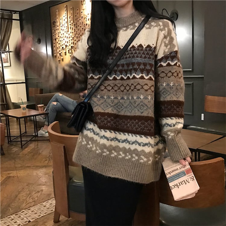 Women's Loose Fashion Jacquard Diamond Sweater 6