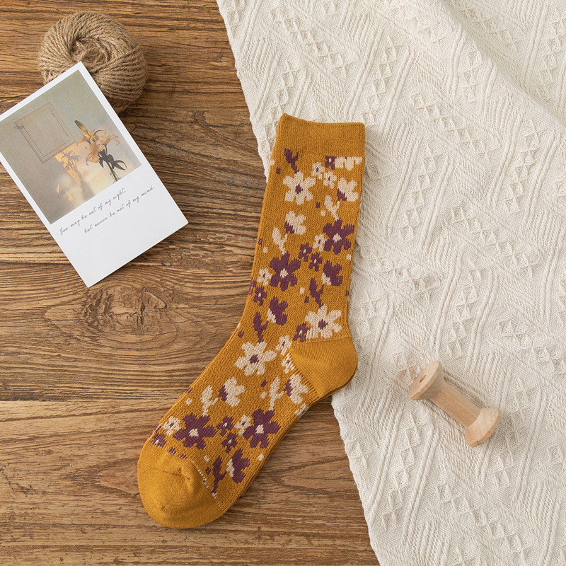 Retro Floral Ladies' Socks - Green