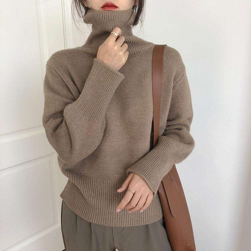 Lazy Style Turtleneck Sweater in Black