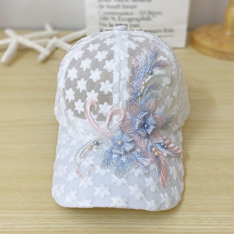 Close-up of lace embroidery on Women’s Outdoor Mesh Breathable Lace Peaked Cap