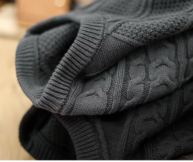 Round Neck Sweater Image 9
