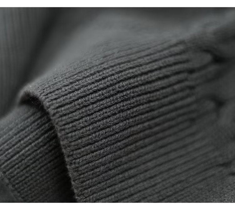 Round Neck Sweater Image 12