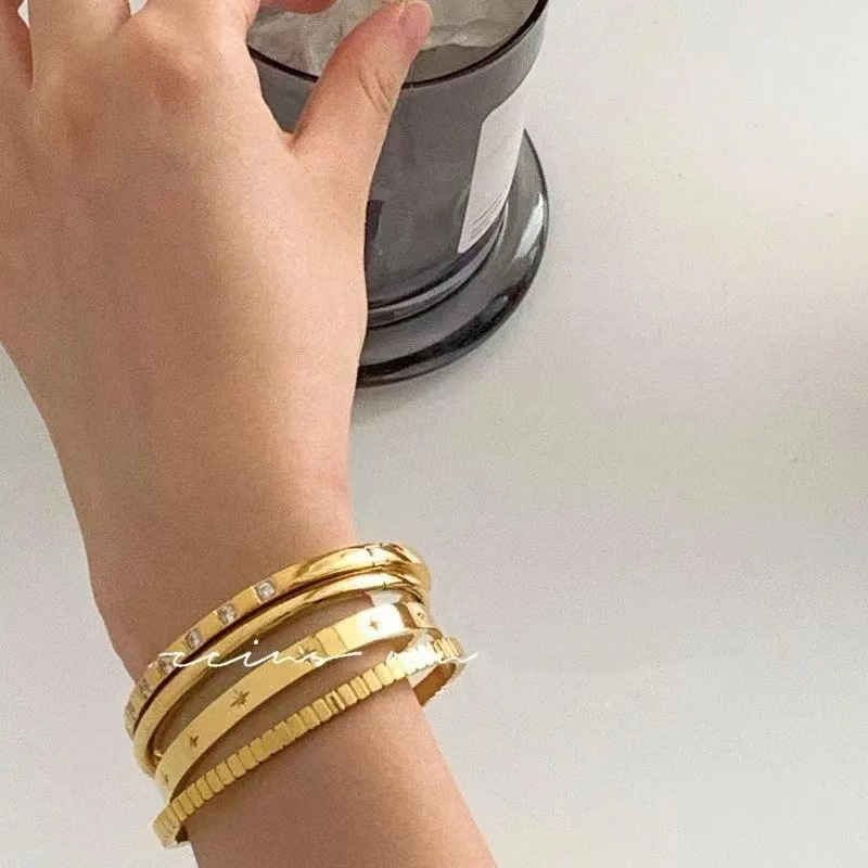 Geometric Jewelry Image 1