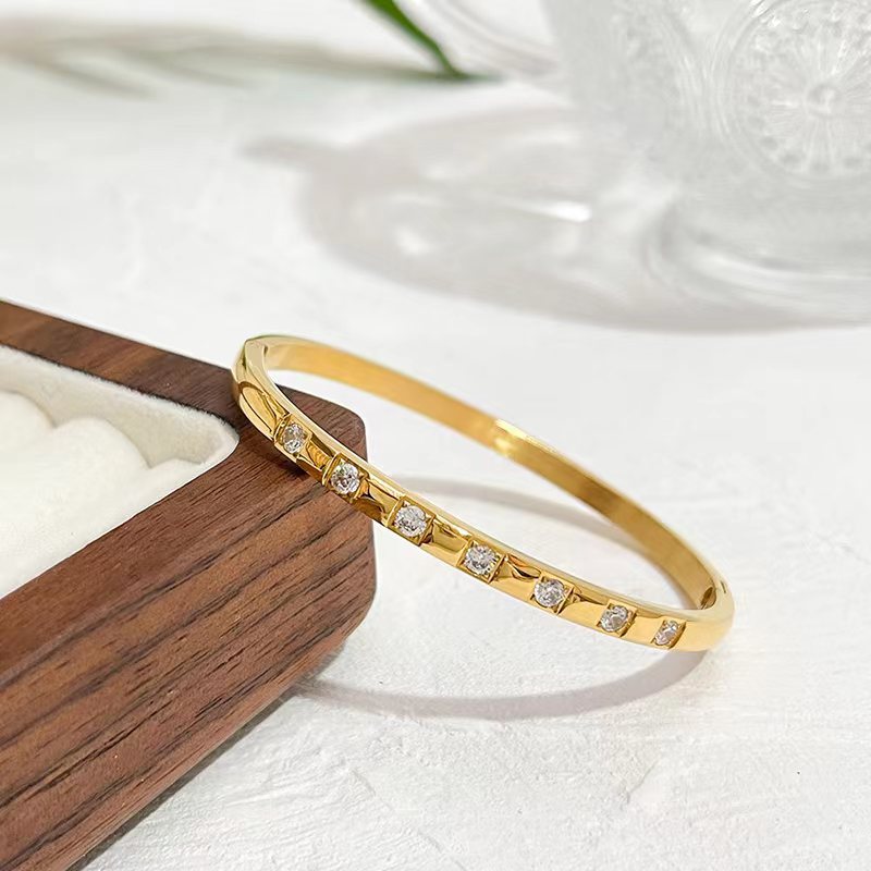 Geometric Jewelry Image 3