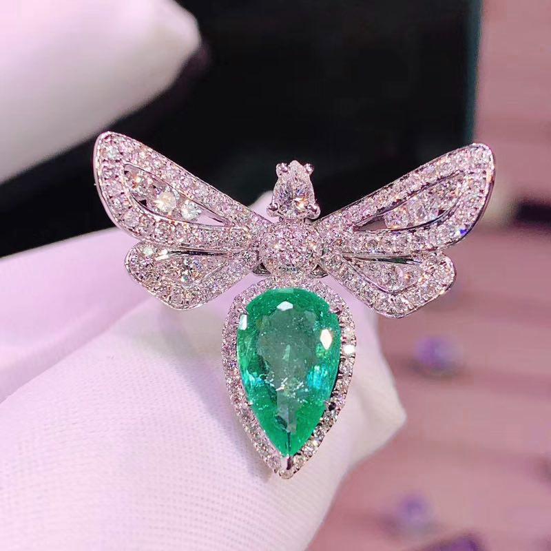 Emerald Colored Gemstone Ring 4