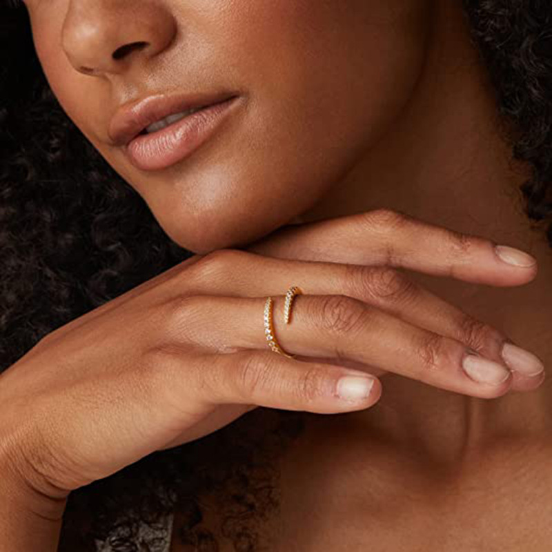 Twisted Ring Image 7