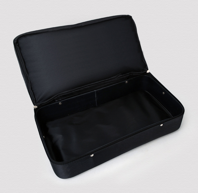 Golf Clothing Bag Image 4