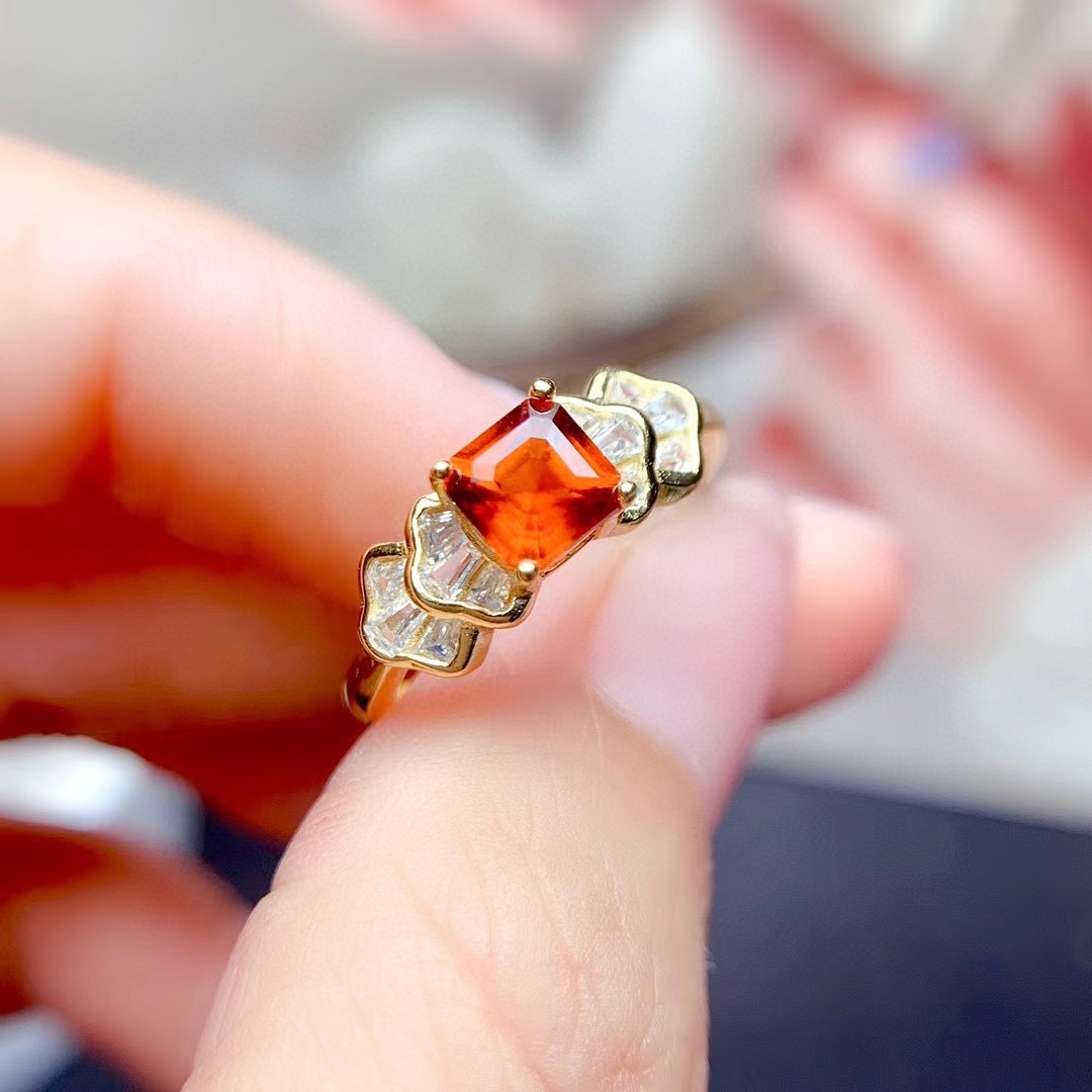 Colored Gems Jewelry 925 Silver Inlaid Natural Garnet Ring - Image 1