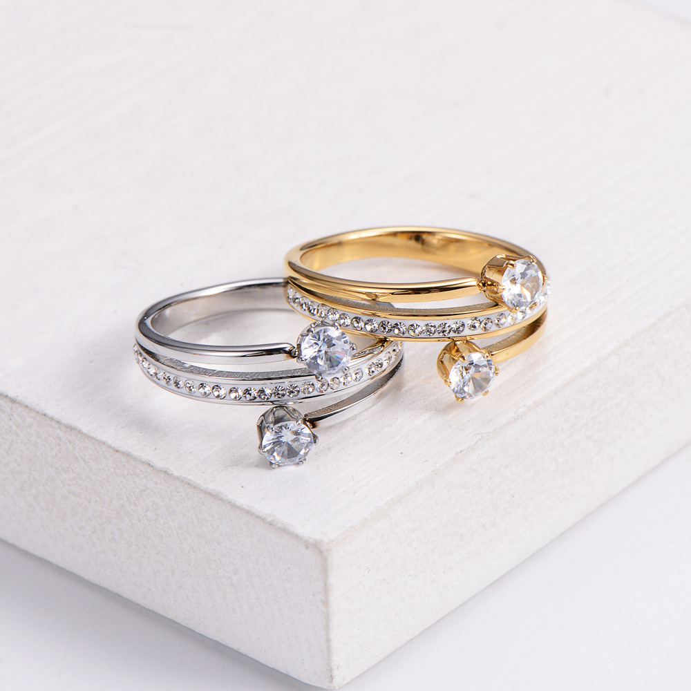 Elegant Spiral Zircon Female Ring 8
