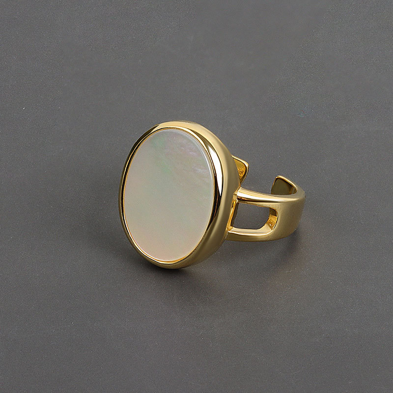 Adjustable Minimalist Shell Ring - Image 4