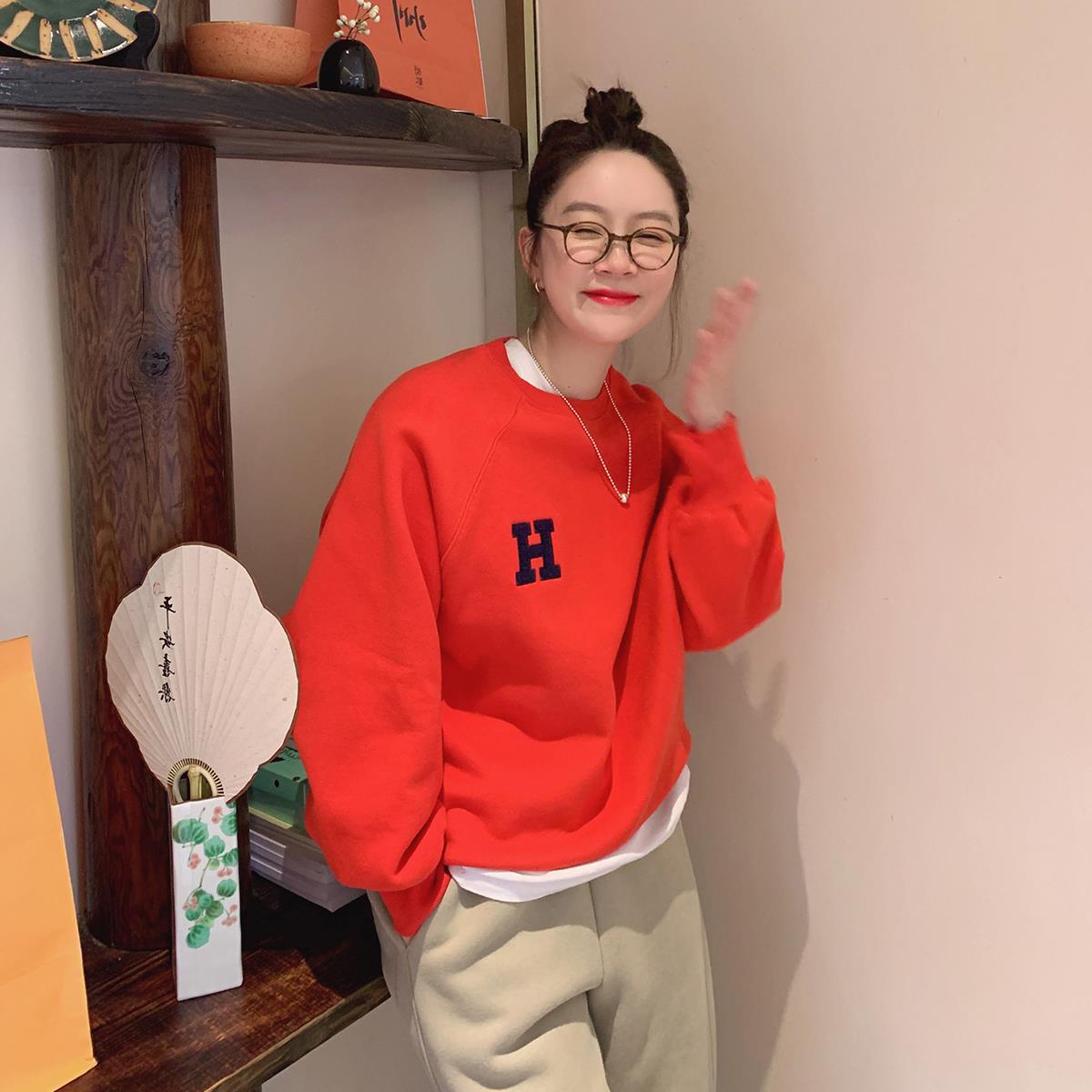 Stylish Pullover Detail