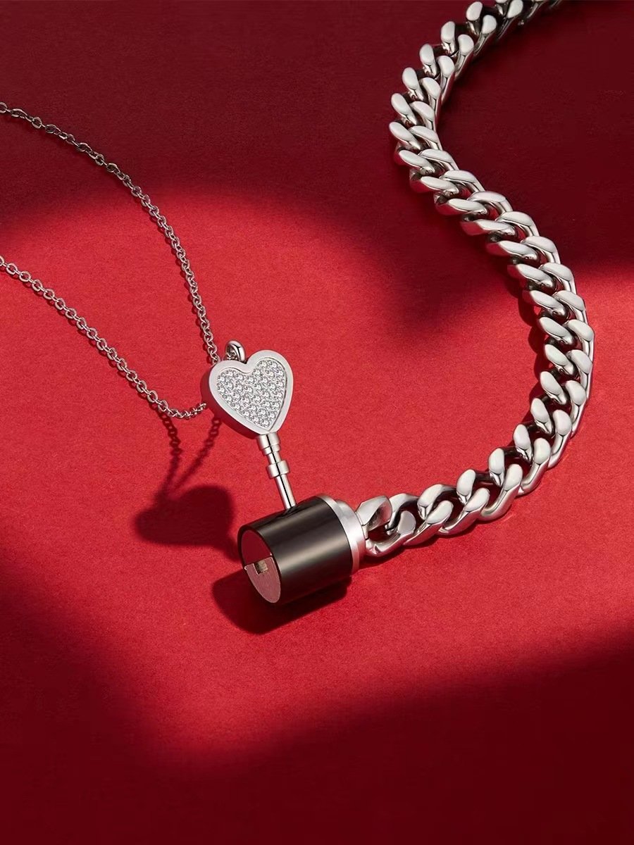 One Lock Love Bracelet Image 5