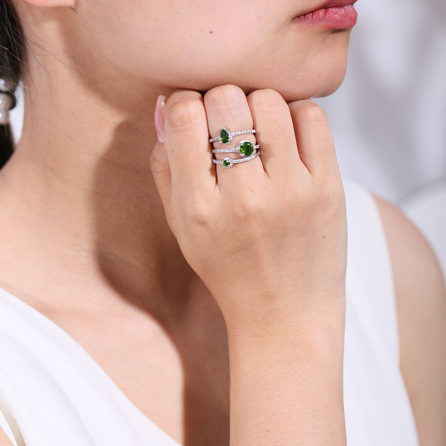 Simple And Natural Topaz Diopside Ring 1