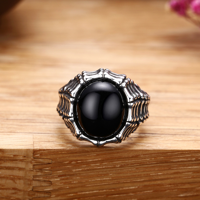 Men's and Women's Rings Image 1