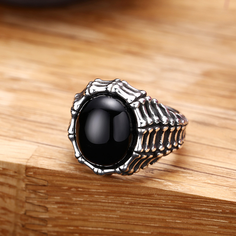 Men's and Women's Rings Image 4