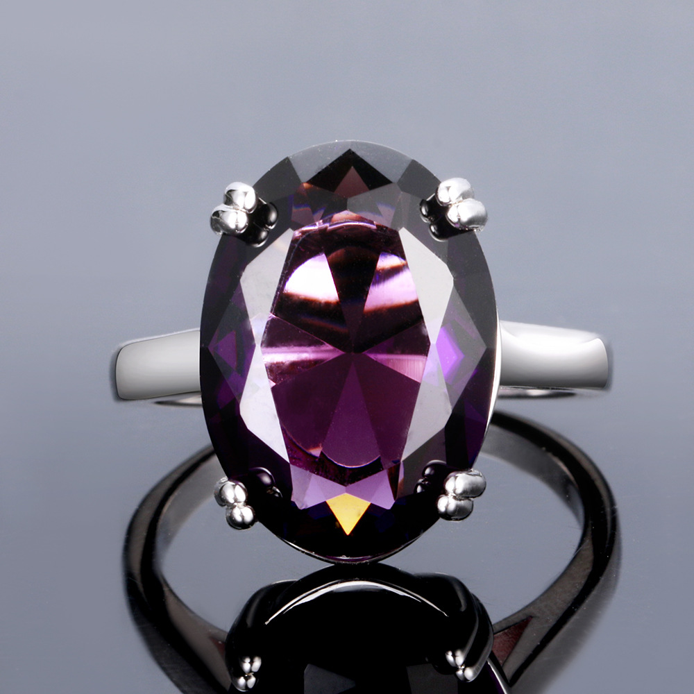 High Fashion Oval Four-claw Artificial Diamond Ring