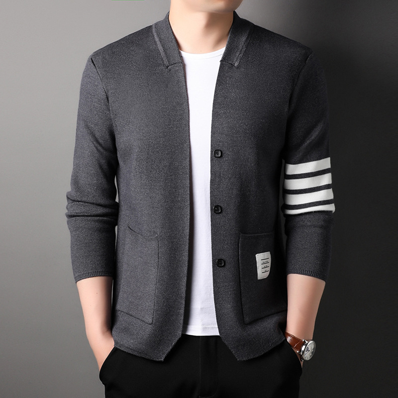 Men's Long-sleeved V-neck Slim-fit Cardigan Coat 5