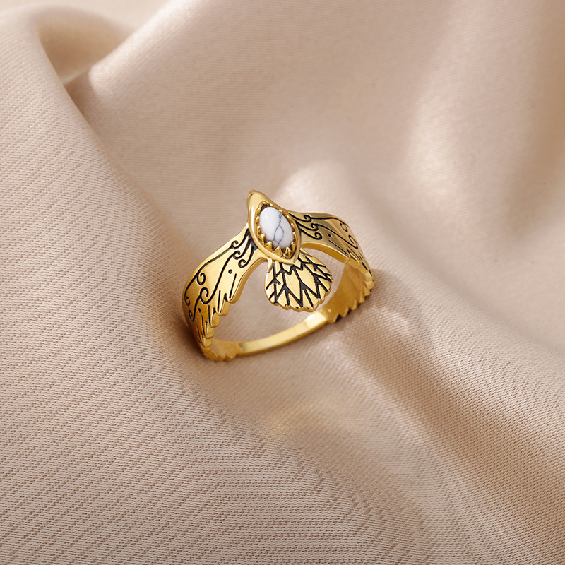 Inlaid Zircon Blackened Eagle Pattern Ring 10
