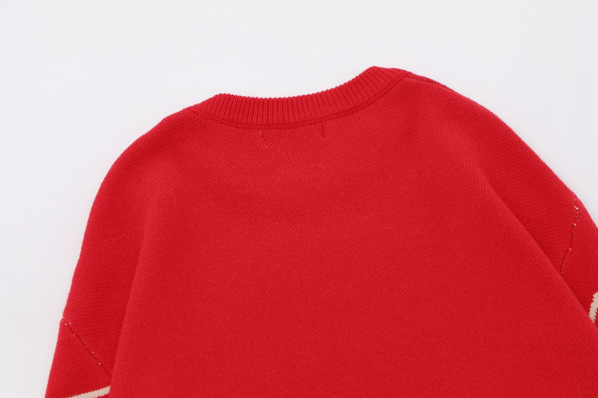 American-style Sweater Image 4