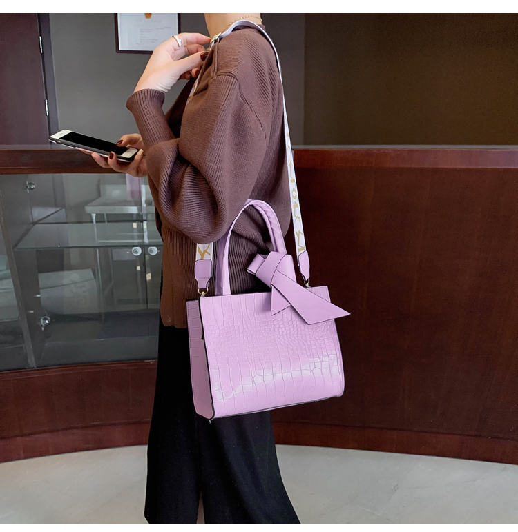 Ladies Single Shoulder Bag