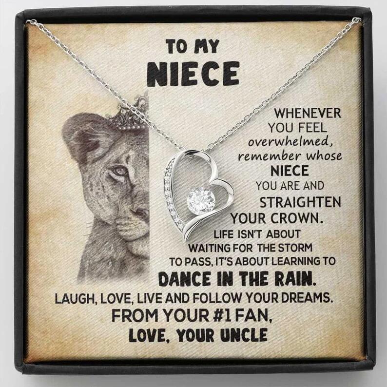 Elegant Necklace Display