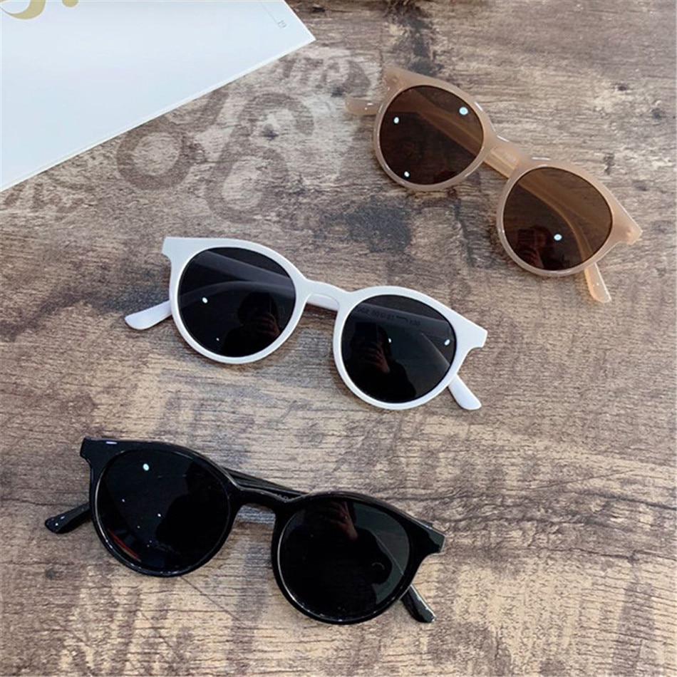 Children's Sunglasses Image 12