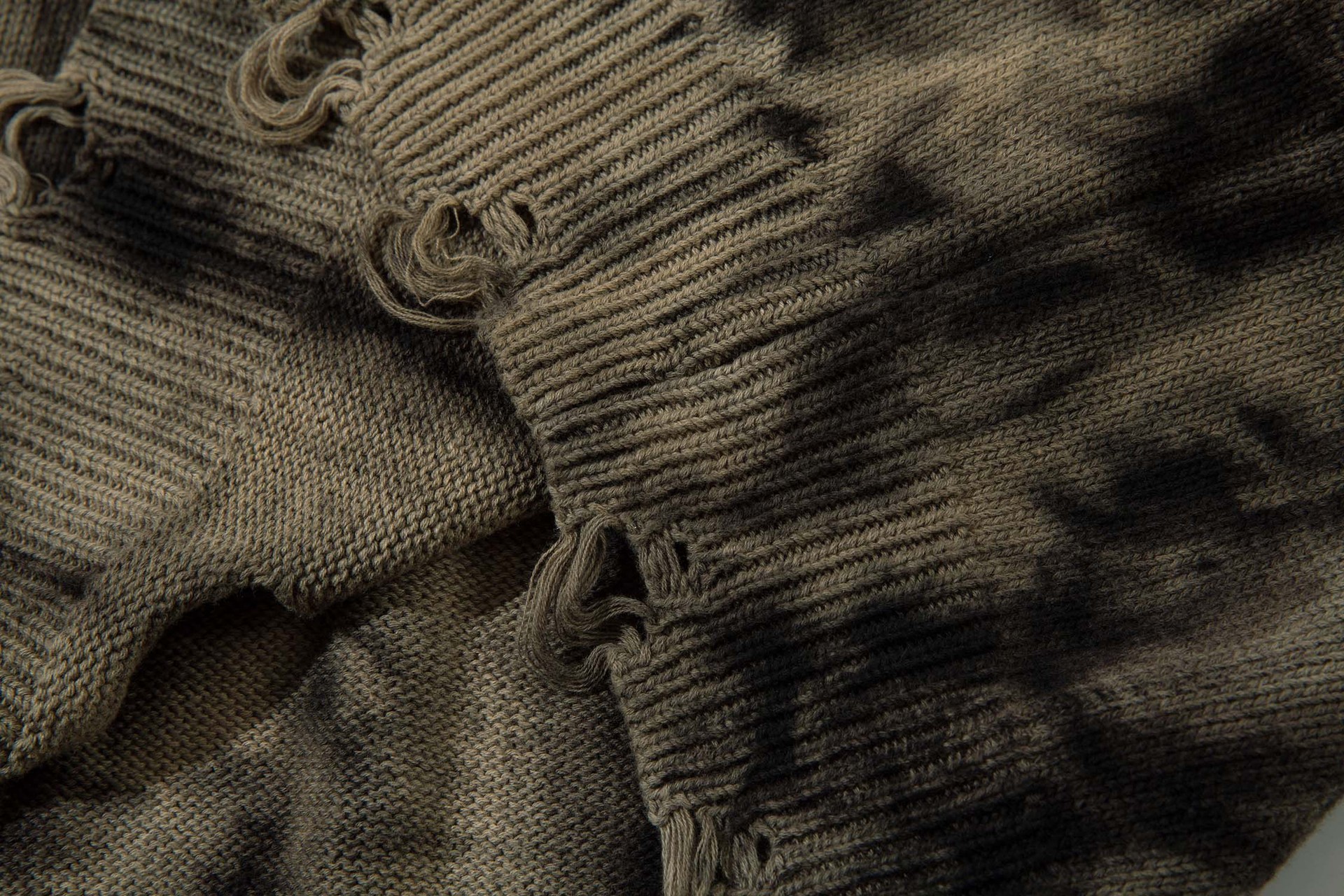 Sweater Image 12