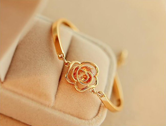 Beautiful Bracelet for Women