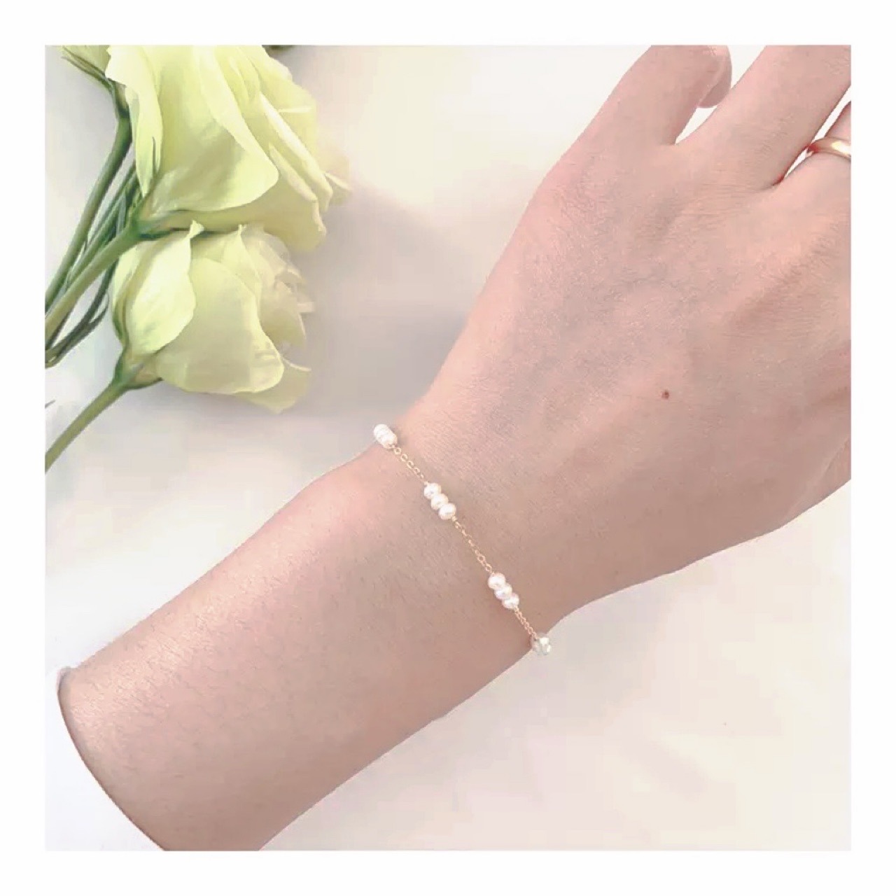 Aurora Pearl Bracelet Image 6