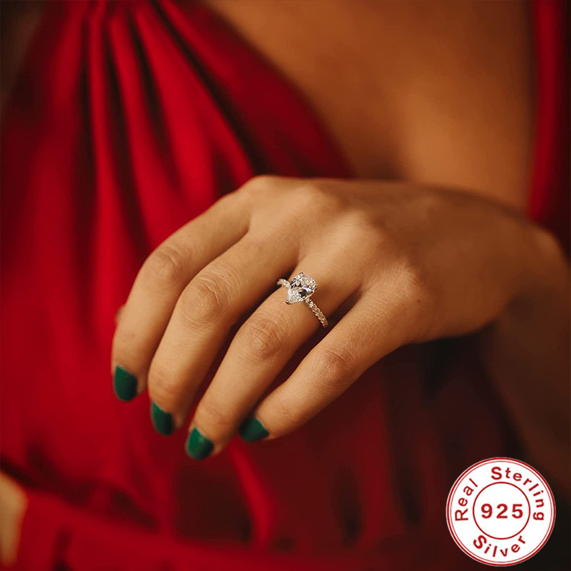 Engagement Ring Image 3